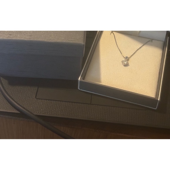 White gold 16” box chain, white zircon surrounded by .16 carot diamonds - Picture 2 of 2